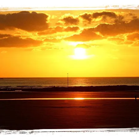 Le Comptoir De La Digue , Pour 4 A Wimereux, Plage, Wifi